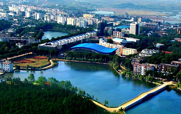 江西日报，聚焦江西发展新篇章